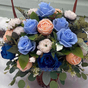 Ритуальная корзина ПРЕМИУМ с голубыми розами Н-63 см D 40см