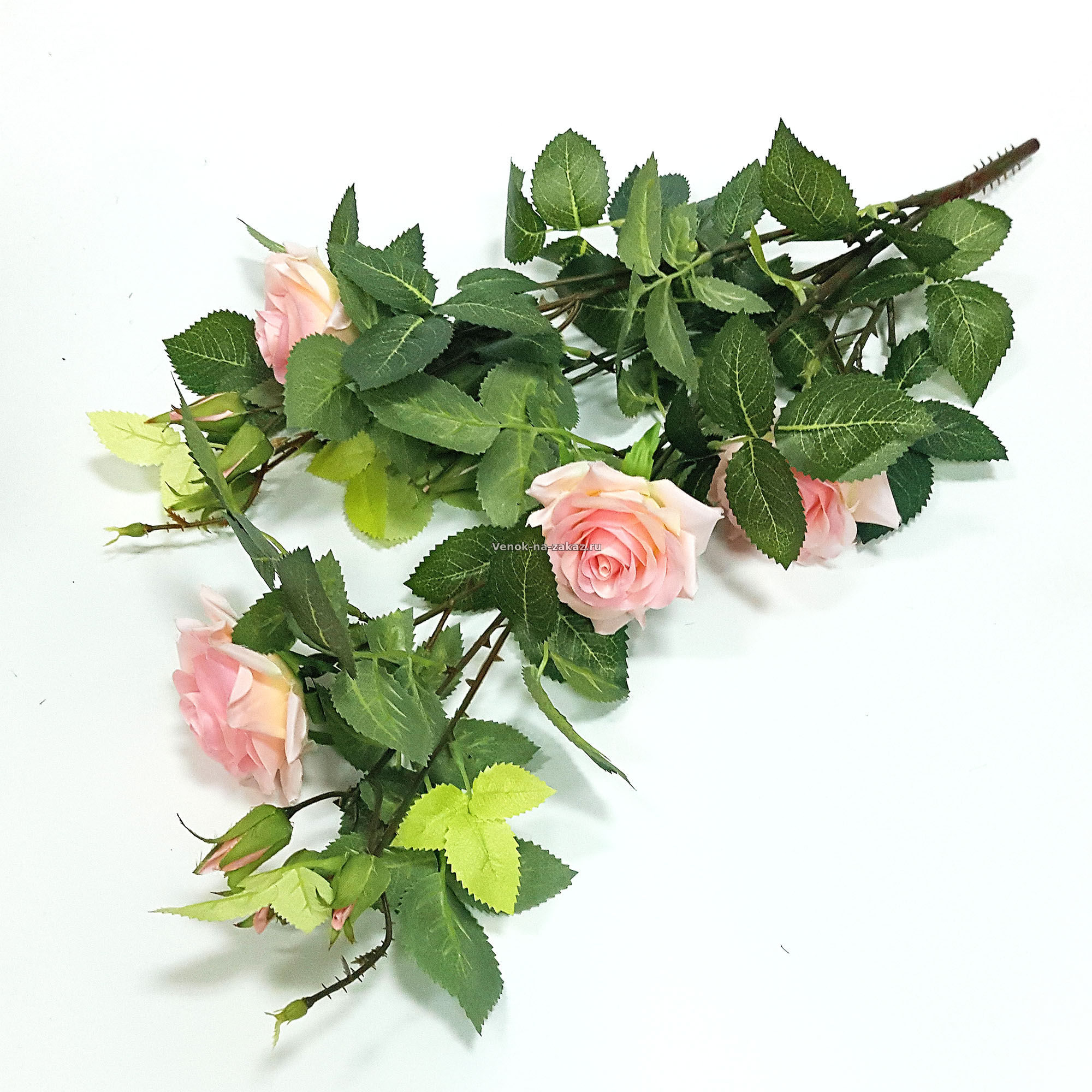 Искусственные цветы и букеты: Куст роз "Италия" розовый