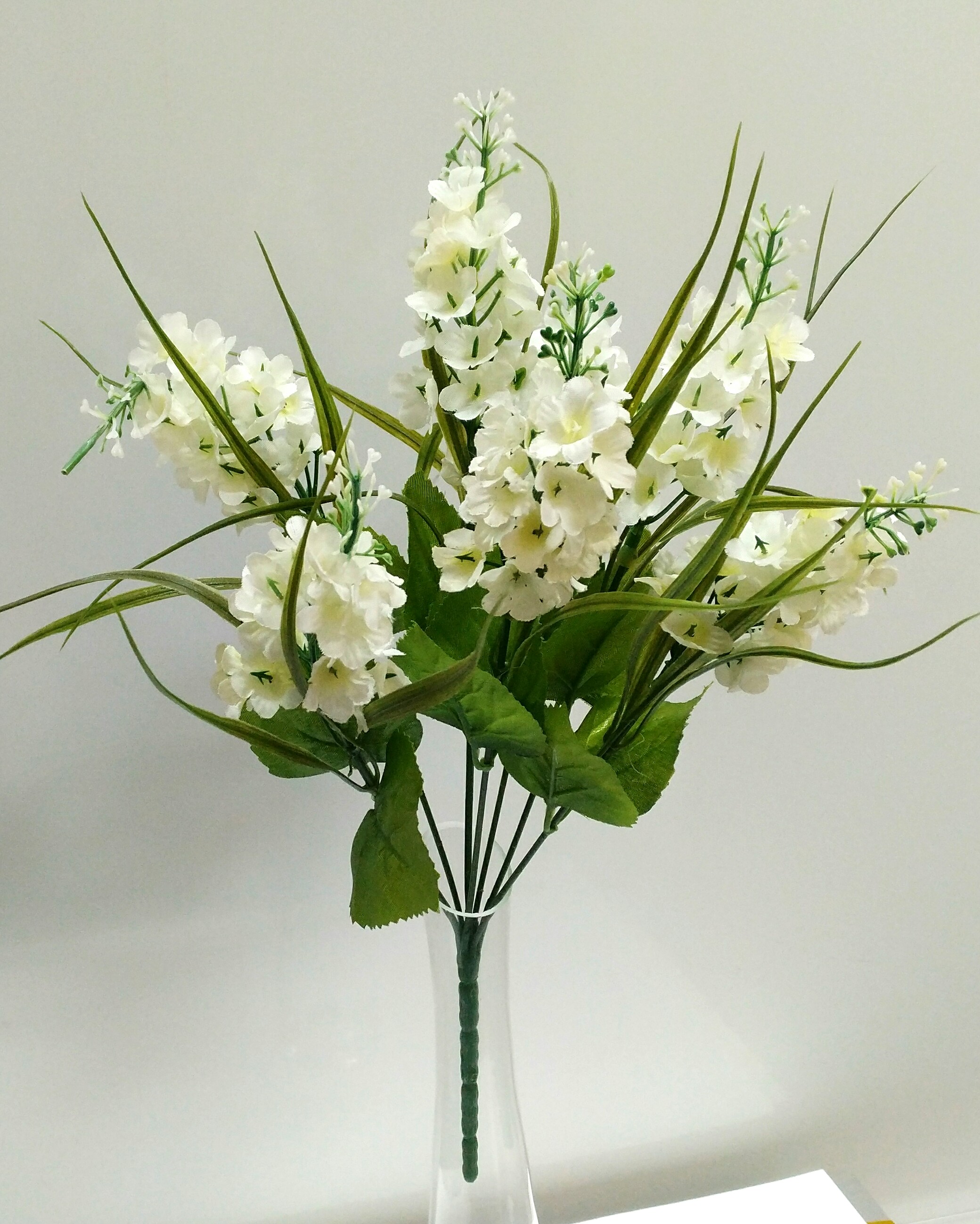 Купить искусственные цветы - Букет белой сирени 7 веток.